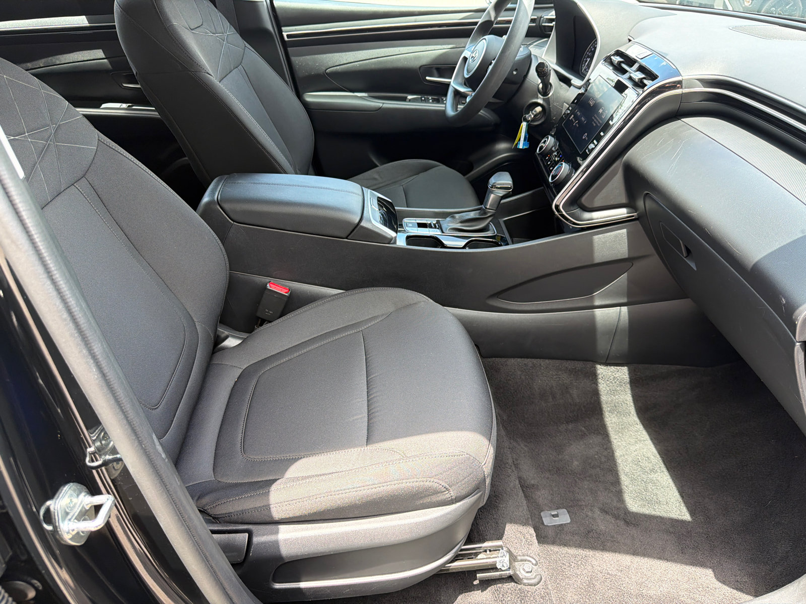 Certified 2024 Hyundai Tucson SE FWD image 14