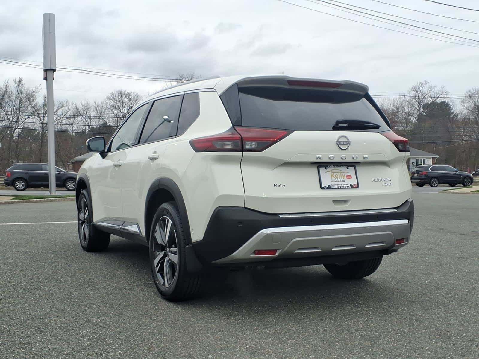 Certified 2023 Nissan Rogue Platinum w/ Platinum Premium Package AWD/4WD image 6
