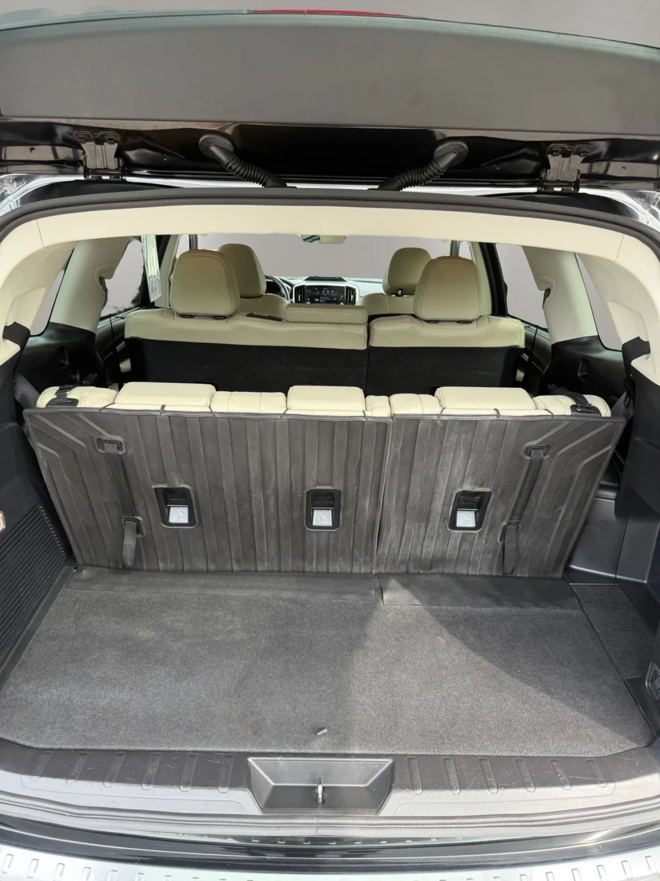 Used 2023 Subaru Ascent Limited AWD/4WD image 37