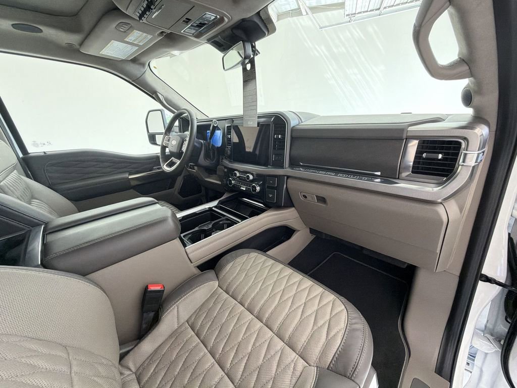 Used 2026 Ford F450 Platinum w/ Platinum Plus Package AWD/4WD image 30