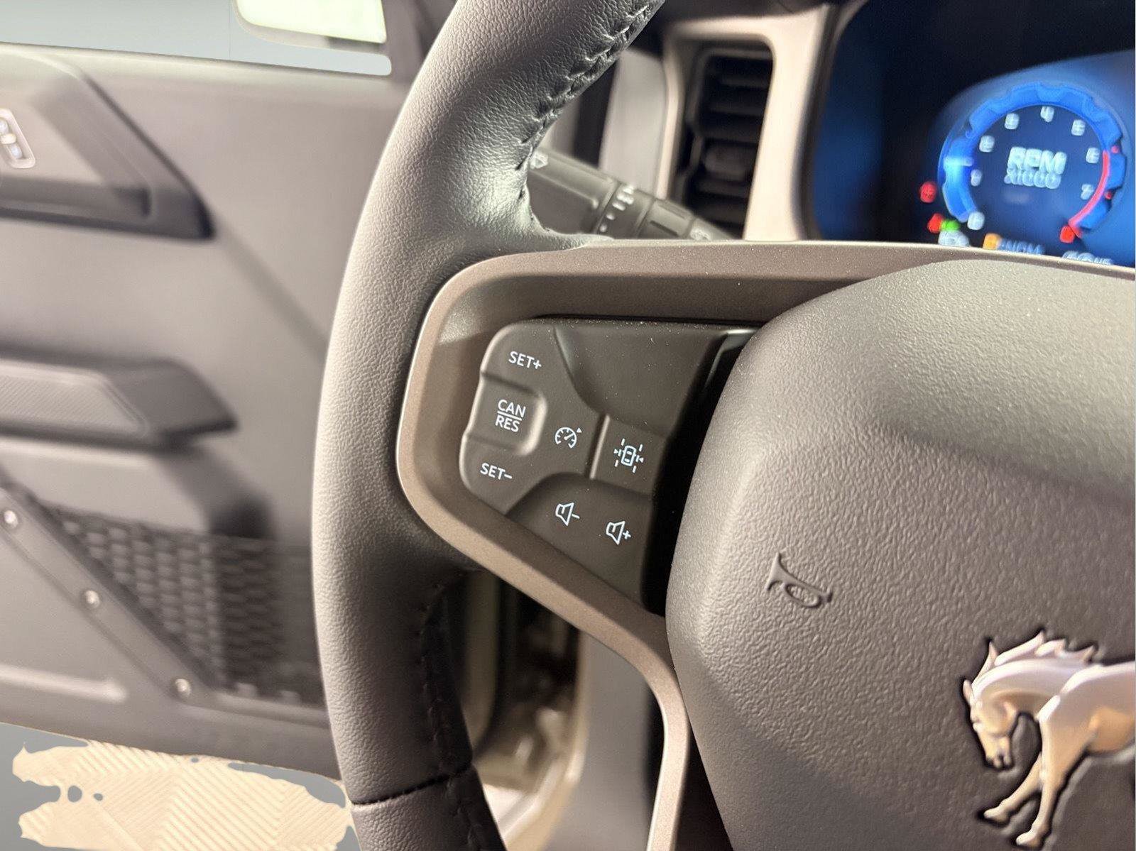 Used 2026 Ford Bronco Outer Banks AWD/4WD image 30