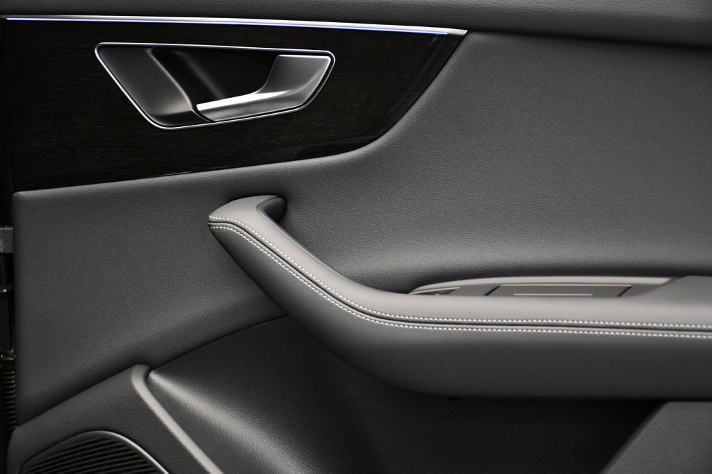 New 2026 Audi Q8 Premium Plus image 51