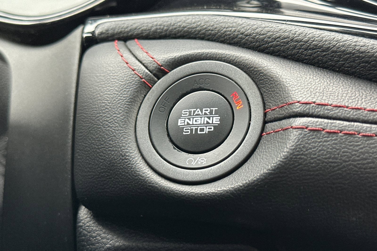 Used 2023 Dodge Durango GT image 34