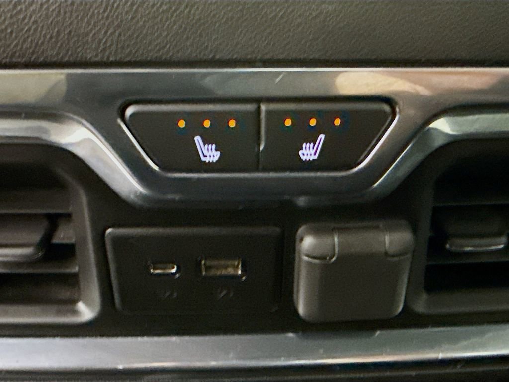 Used 2020 Chevrolet Silverado 1500 High Country AWD/4WD image 26