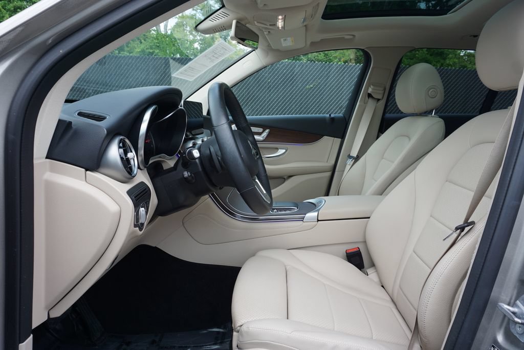 Certified 2020 Mercedes-Benz GLC 300 4MATIC image 20