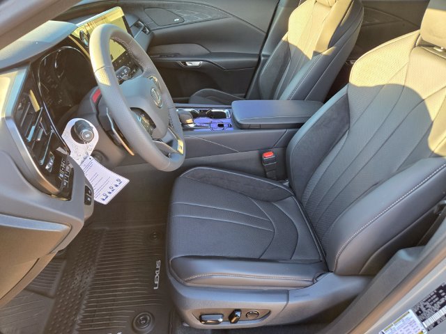 New 2026 Lexus RX 500h F Sport w/ Convenience Package AWD/4WD image 6