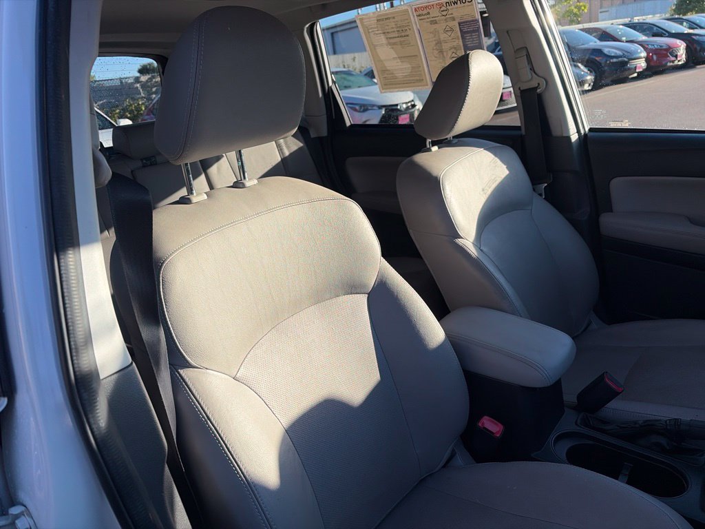 Used 2015 Subaru Forester 2.5i Limited AWD/4WD image 15