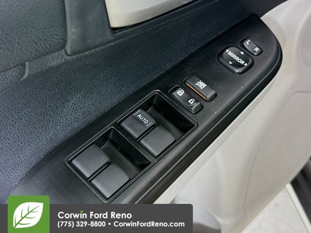Used 2012 Toyota Camry LE FWD image 17