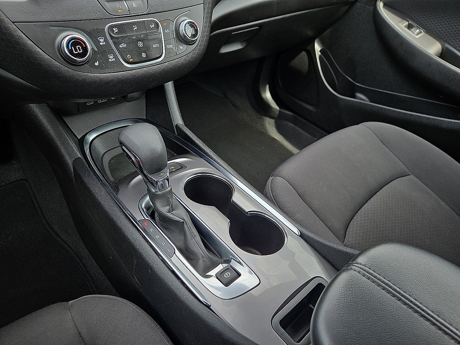 Used 2023 Chevrolet Malibu LT w/ Driver Confidence Package FWD image 25