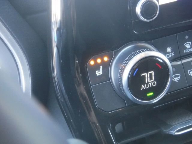 Used 2023 Toyota Highlander XLE image 25