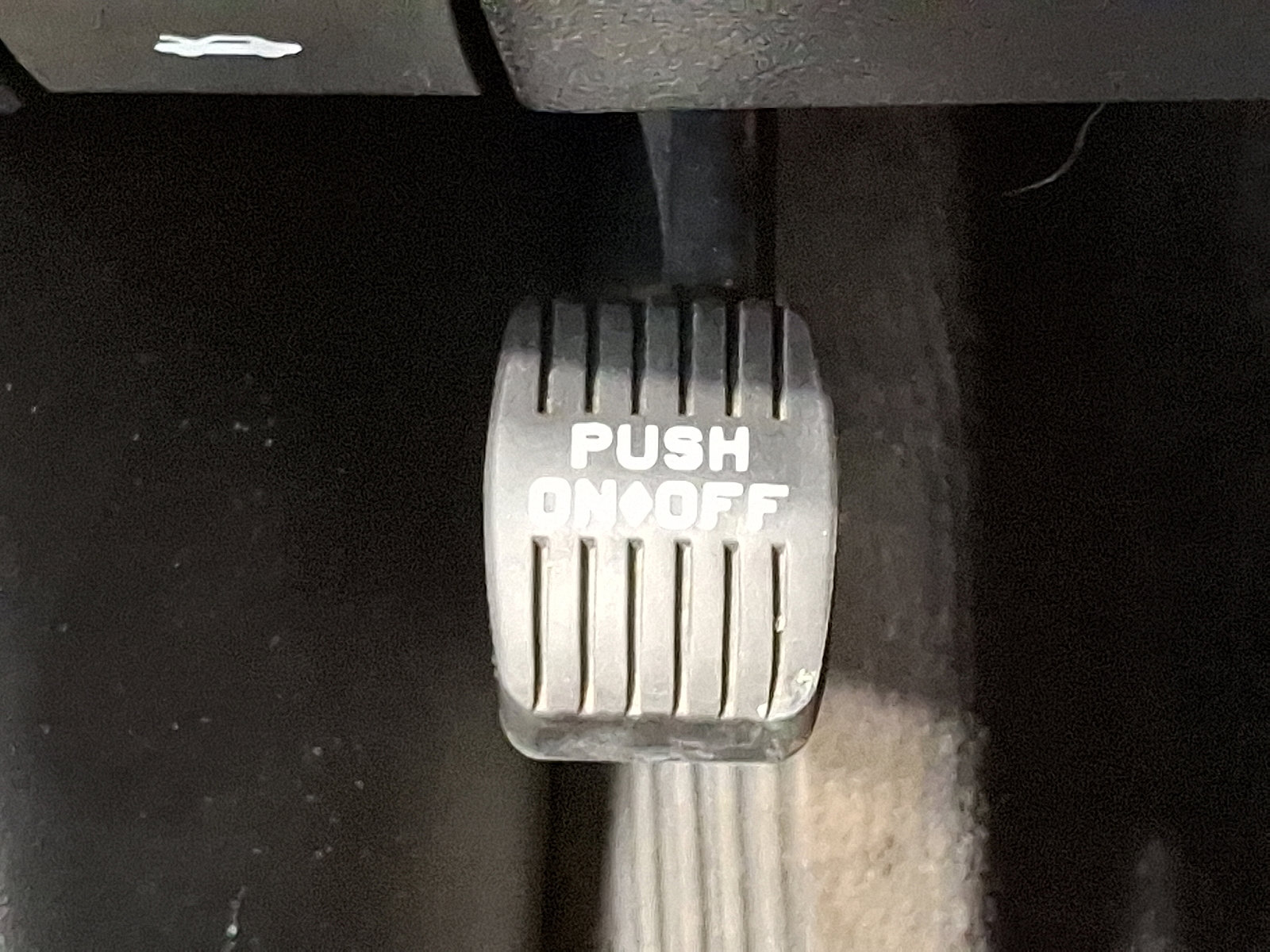 Used 2015 Dodge Challenger R/T w/ Quick Order Package 28B R/T image 26