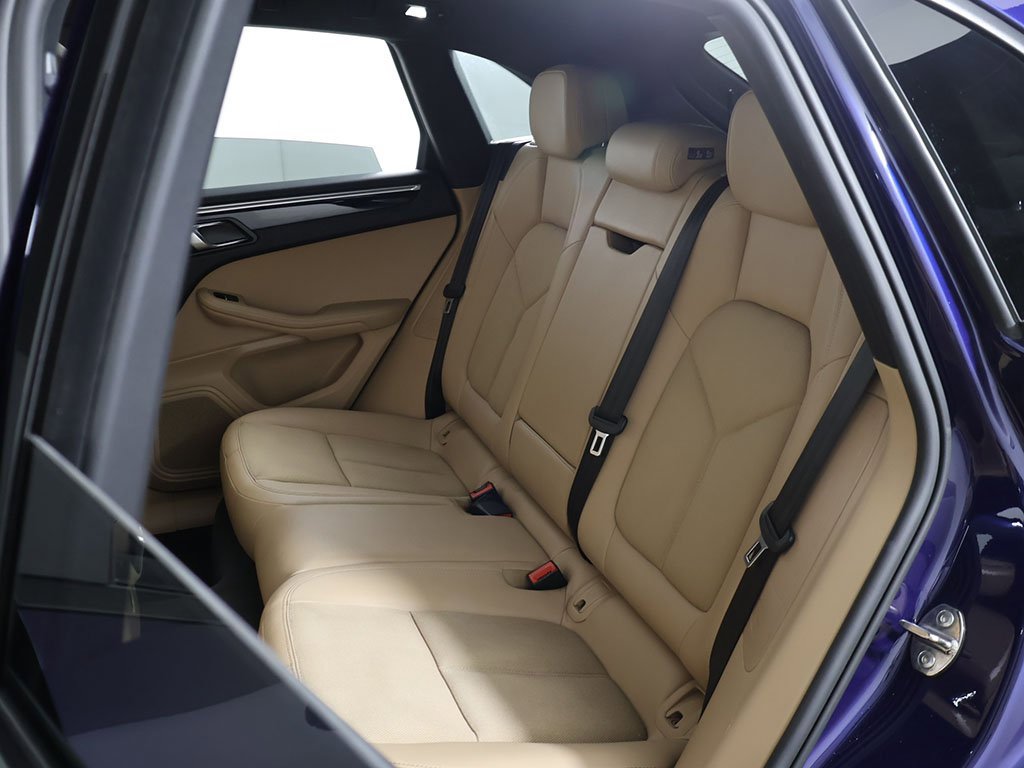 Used 2022 Porsche Macan image 29