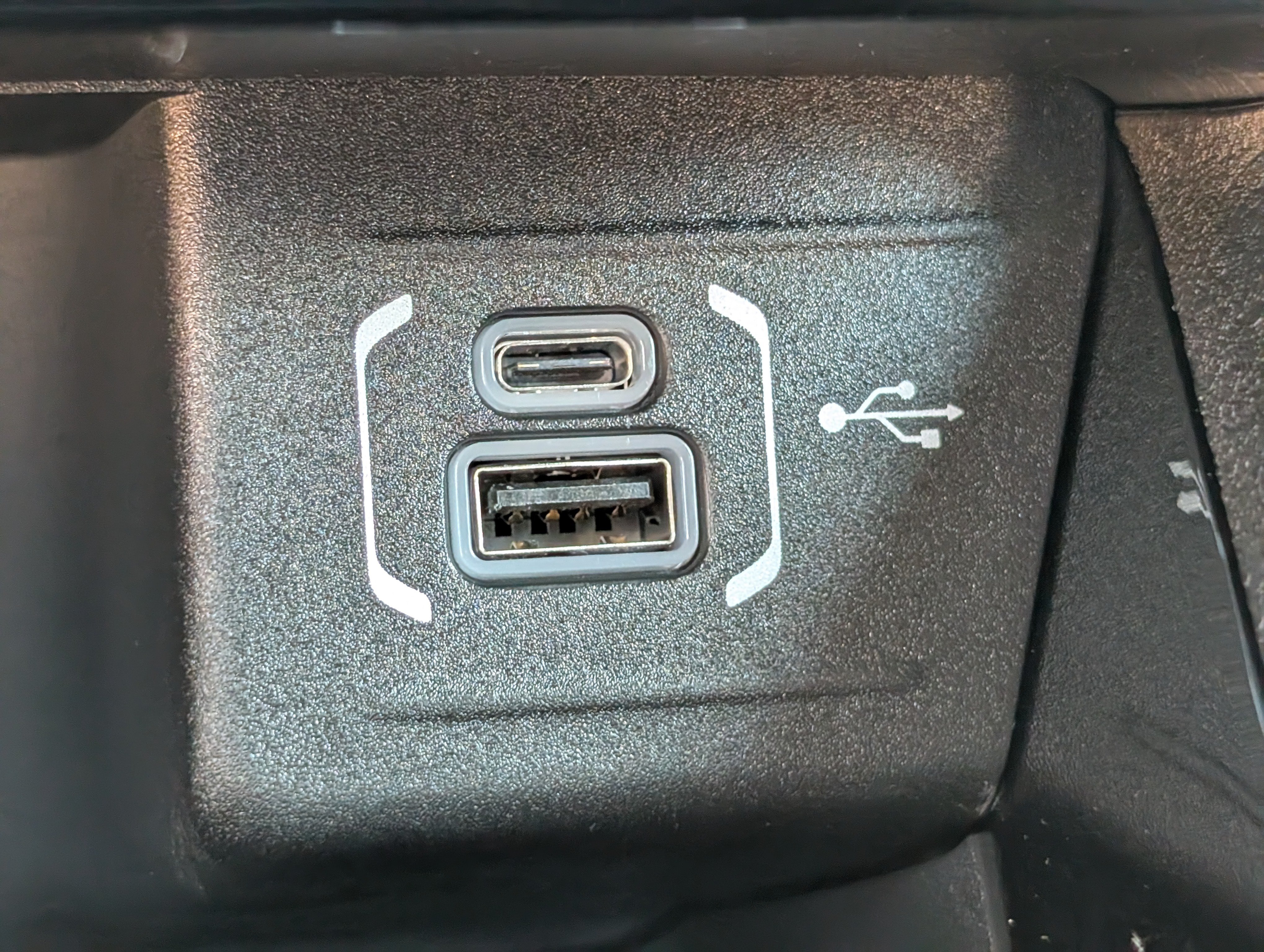 New 2025 Jeep Compass Limited w/ Sun & Sound Group AWD/4WD image 23