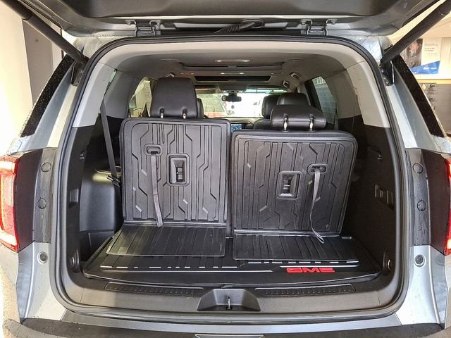 Used 2023 GMC Acadia AT4 w/ Preferred Package image 33