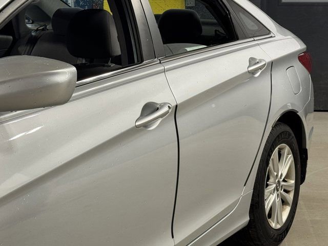 Used 2013 Hyundai Sonata GLS w/ Popular Equipment Pkg image 8