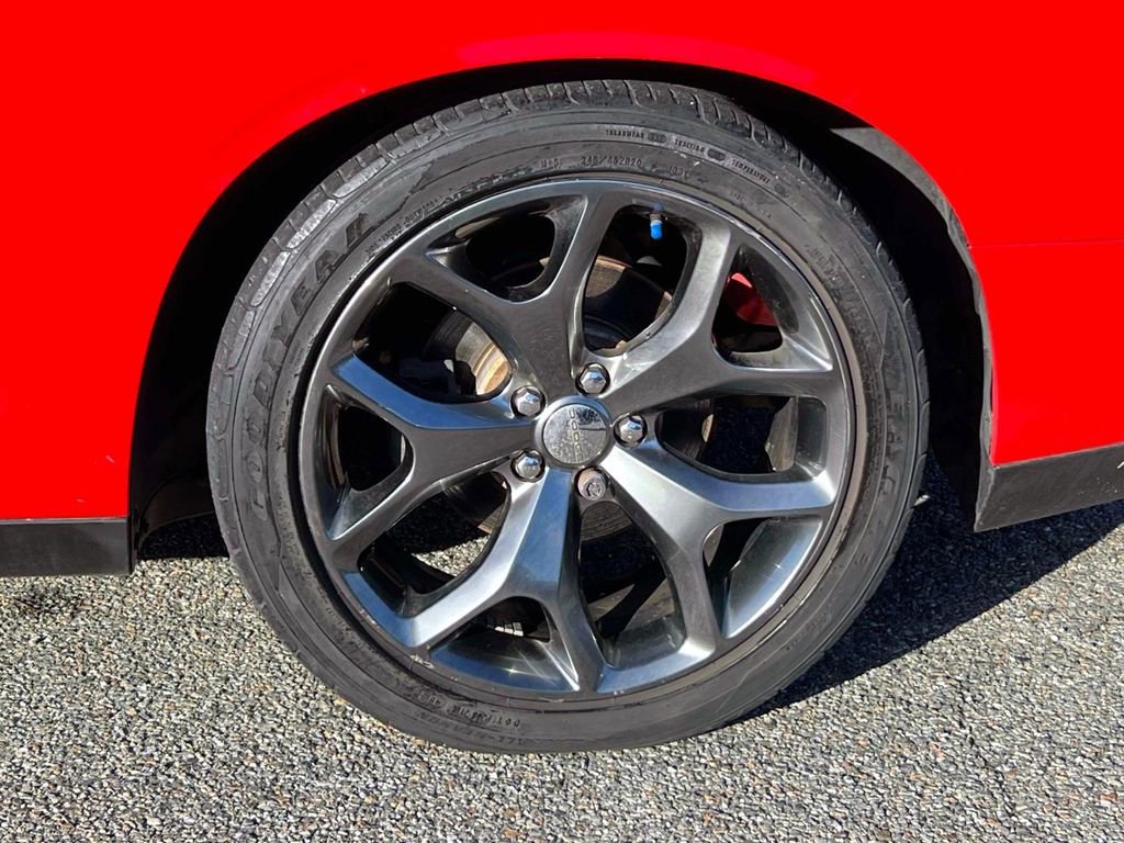 Used 2015 Dodge Challenger R/T w/ Quick Order Package 28B R/T image 8
