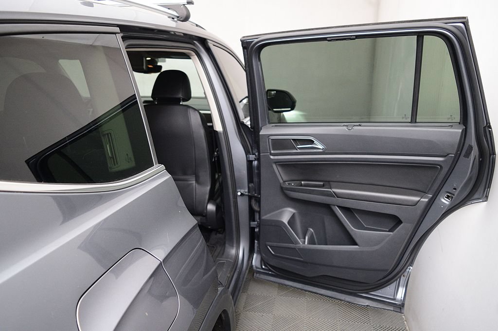 Used 2018 Volkswagen Atlas SE AWD/4WD image 14