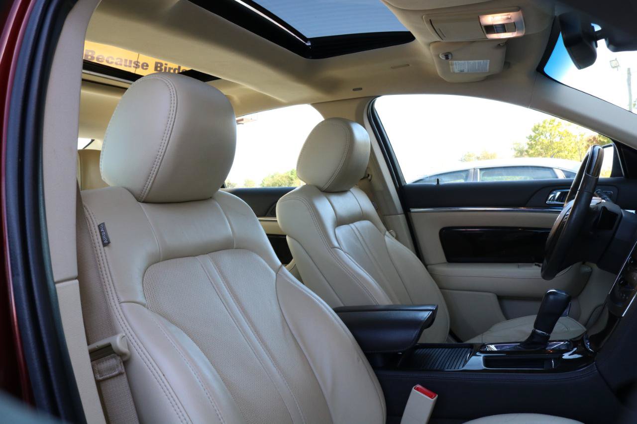 Used 2015 Lincoln MKS AWD w/ Equipment Group 201A image 43