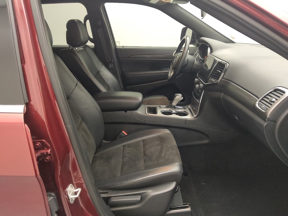 Used 2021 Jeep Grand Cherokee Laredo X image 21