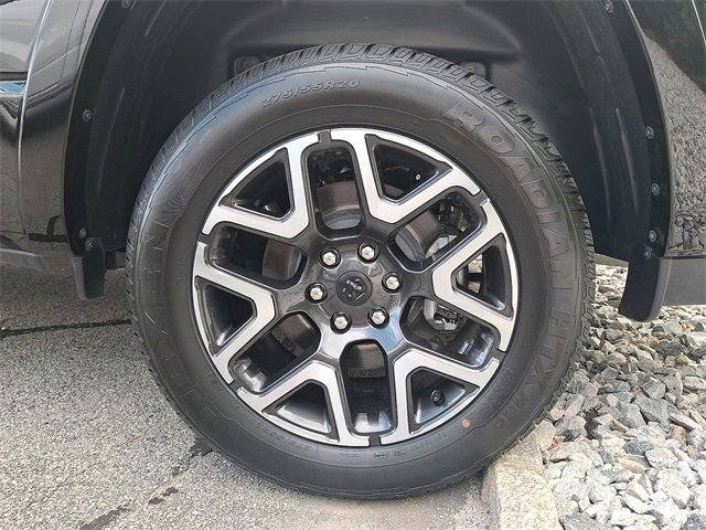 Certified 2025 RAM 1500 Laramie w/ Bed Utility Group image 15