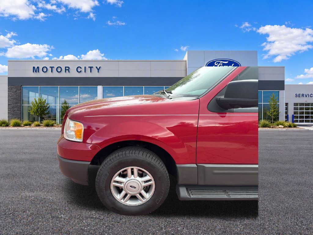 Used 2004 Ford Expedition XLT AWD/4WD image 31