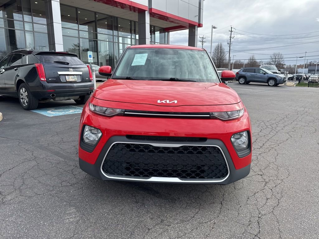Used 2022 Kia Soul LX image 8