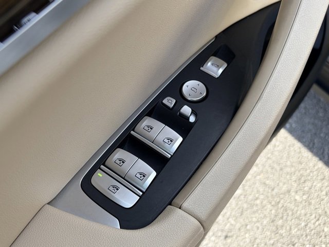 Used 2020 BMW X3 xDrive30e w/ Premium Package image 13