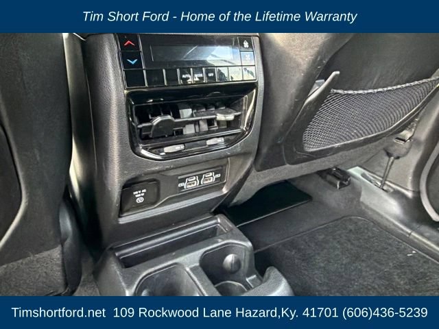 Used 2024 Jeep Grand Cherokee L Laredo AWD/4WD image 13