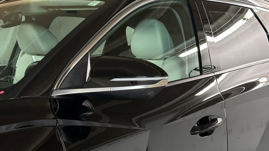 Used 2022 Hyundai Tucson Limited w/ Cargo Package image 7