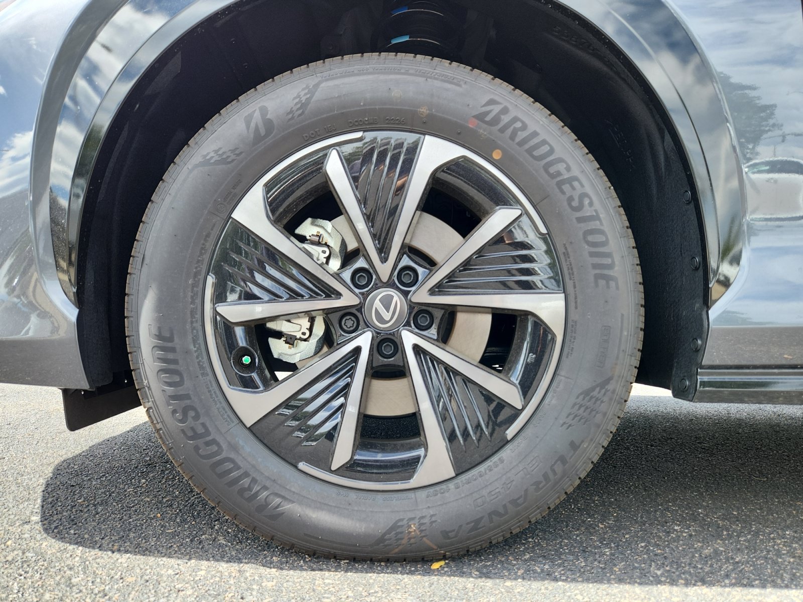 New 2026 Lexus RZ 450e AWD image 24