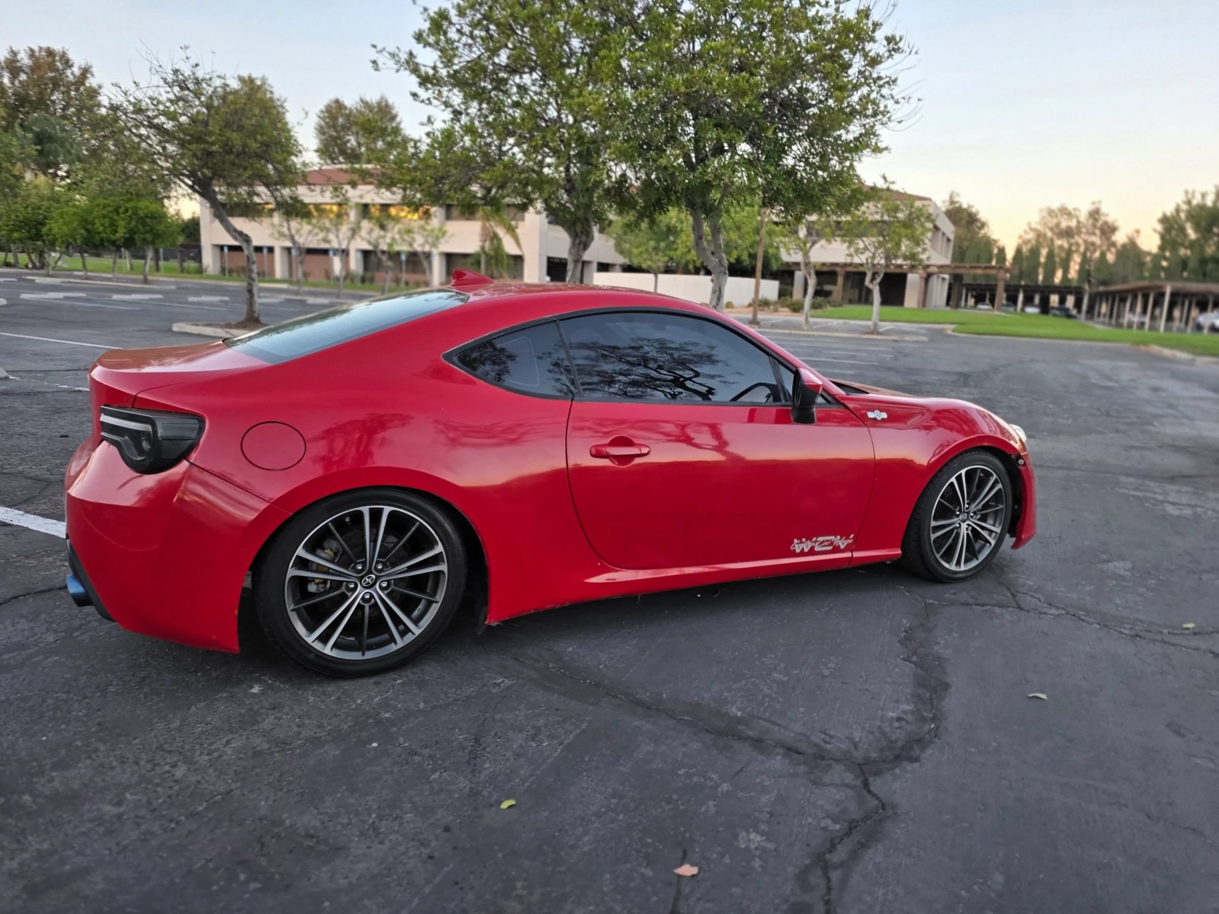 Used 2016 Scion FR-S RWD image 9
