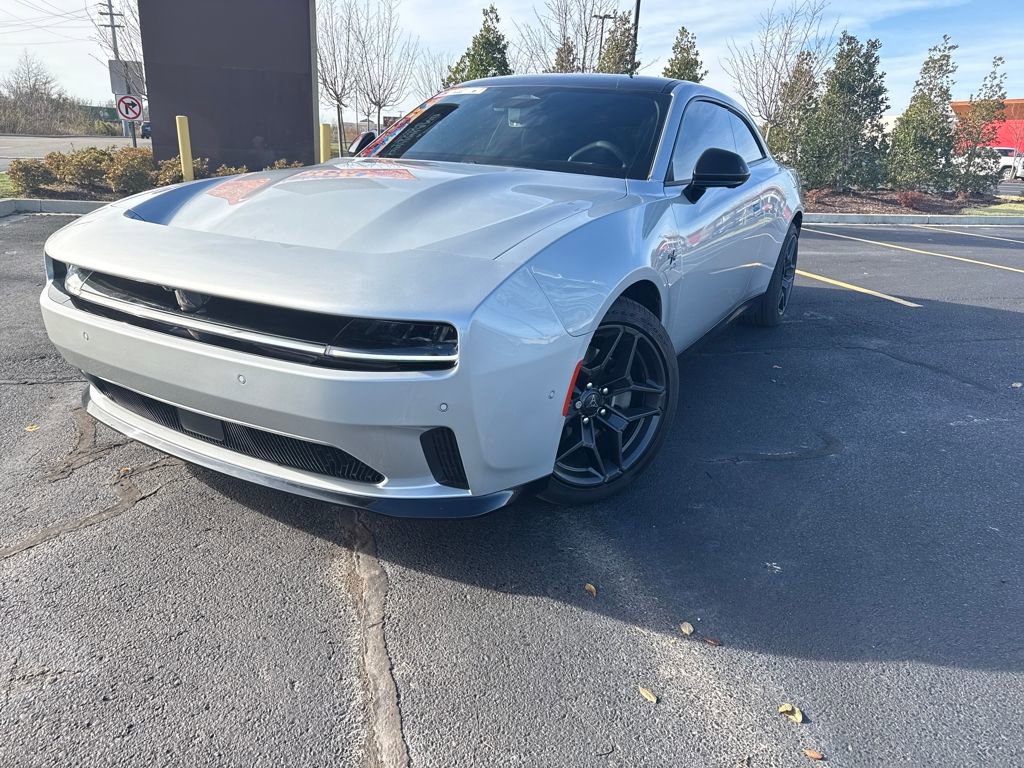 Used 2024 Dodge Charger R/T w/ Plus Group image 4
