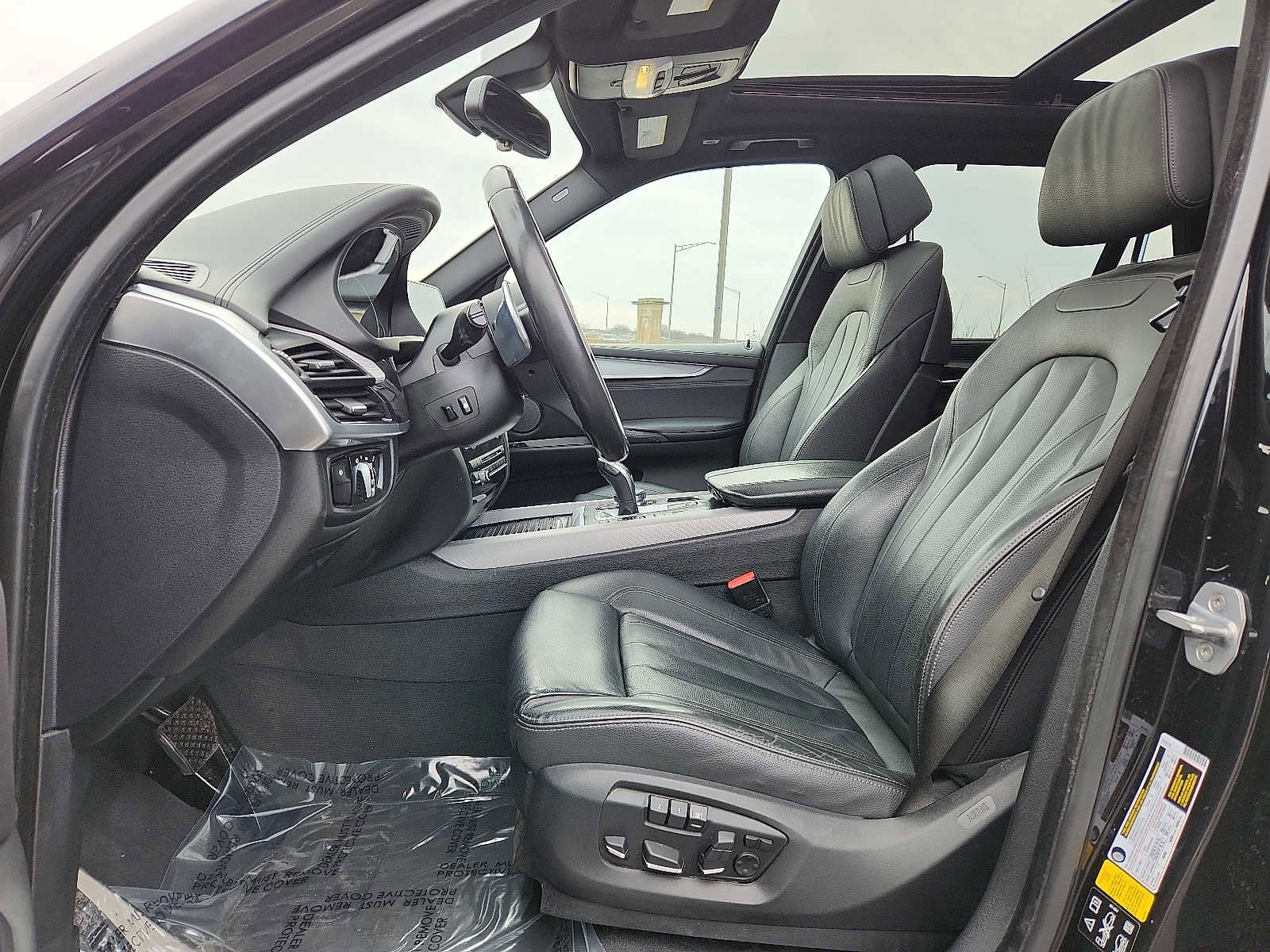 Used 2018 BMW X5 xDrive50i w/ M Sport Package image 13