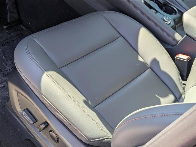New 2026 Ford Explorer Active w/ Active Comfort Package RWD image 4