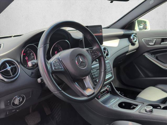 Used 2019 Mercedes-Benz GLA 250 image 9