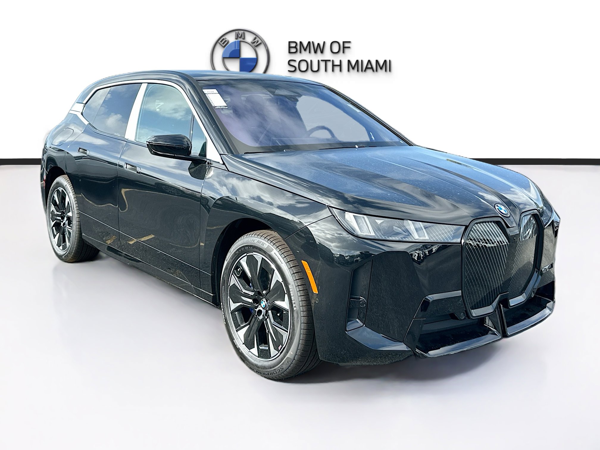 New 2026 BMW iX xDrive60 w/ M Sport Package image 1