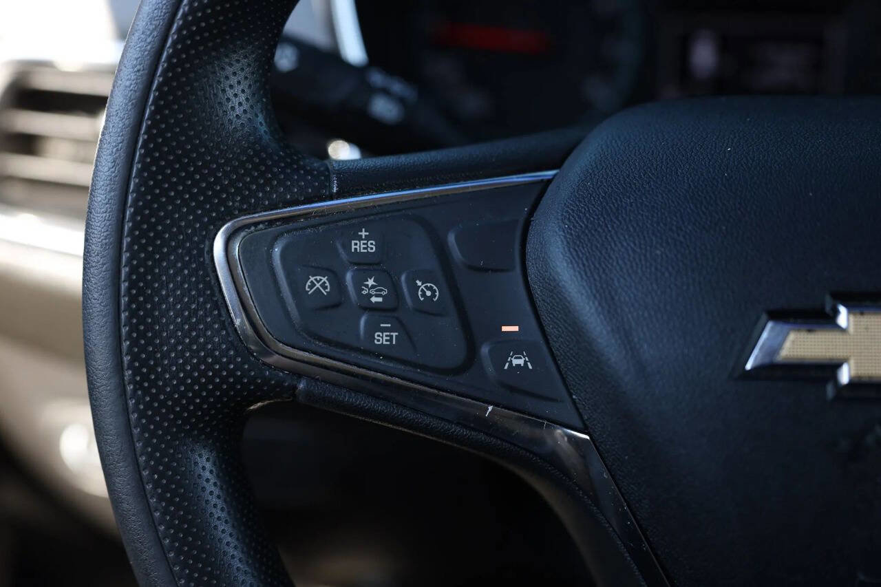 Used 2021 Chevrolet Equinox LS image 17