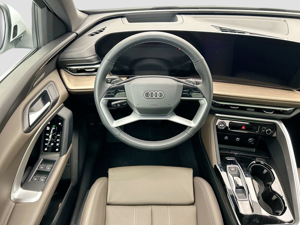 Certified 2025 Audi Q5 Premium Plus w/ Premium Plus AWD/4WD image 10
