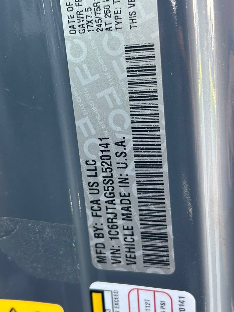 Certified 2025 Jeep Gladiator Sport AWD/4WD image 48