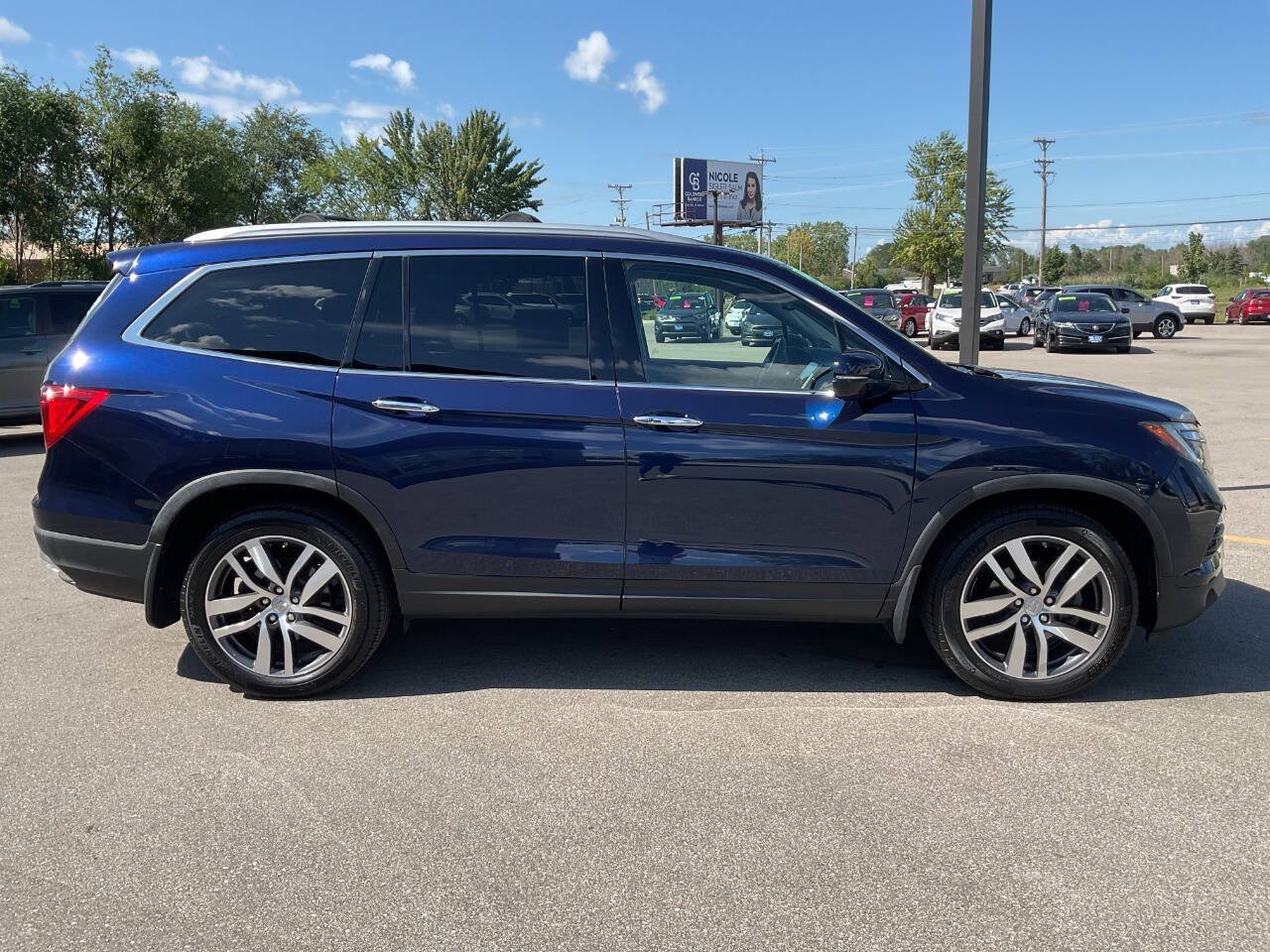 Used 2016 Honda Pilot Elite image 9