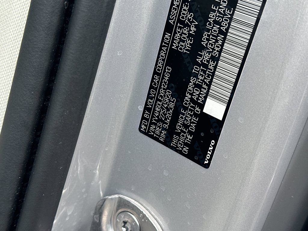 Certified 2024 Volvo XC90 T8 Plus AWD/4WD image 28