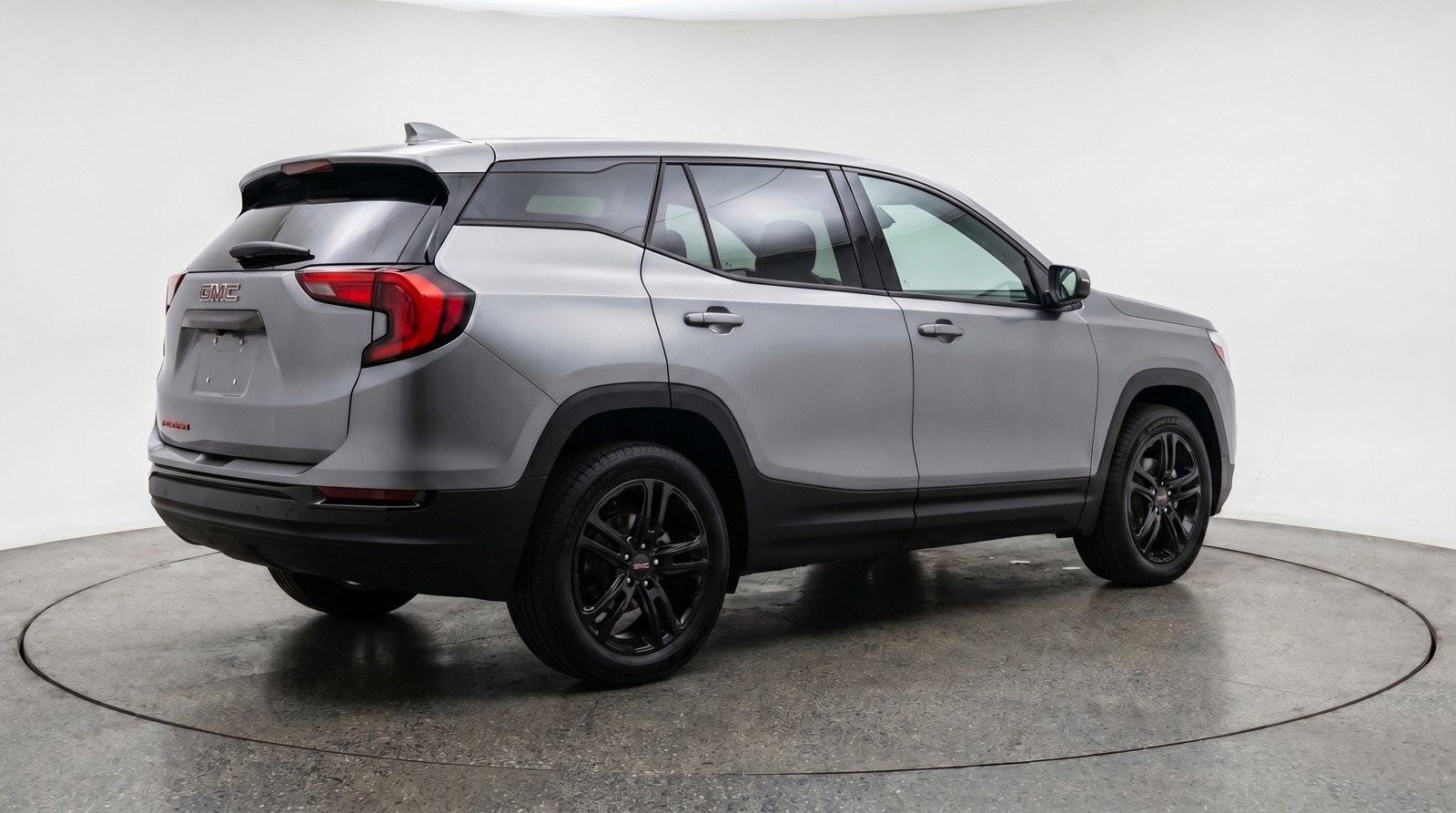 Used 2024 GMC Terrain SLE FWD image 9