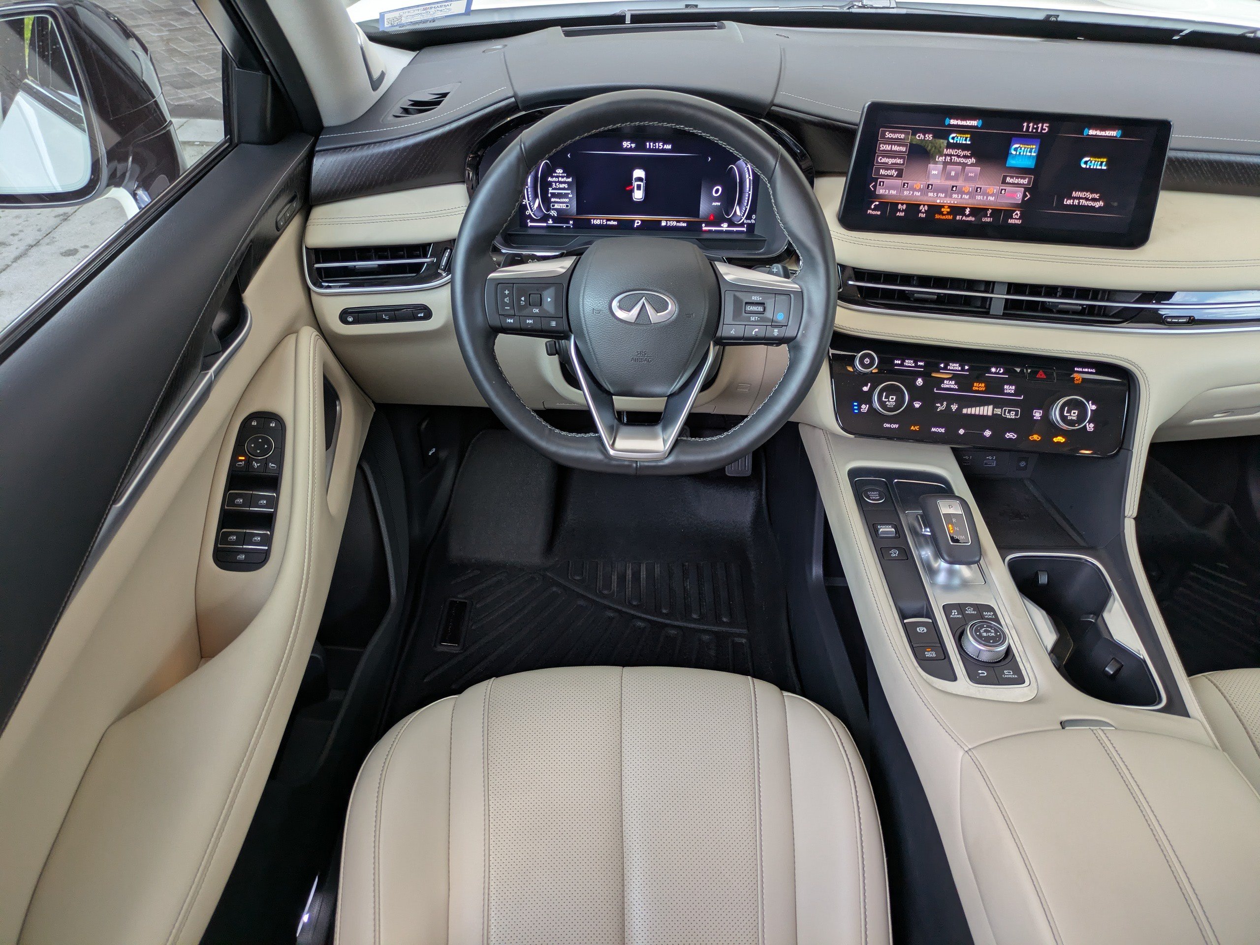 Used 2025 INFINITI QX60 Sensory w/ Vision Package AWD/4WD image 18