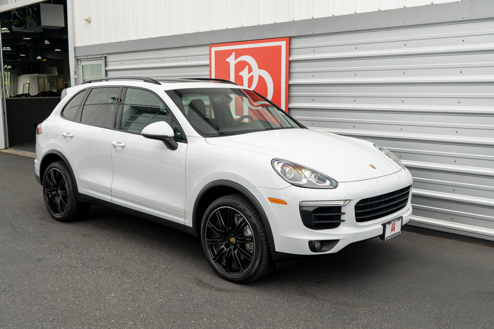 Used 2018 Porsche Cayenne S AWD/4WD image 41