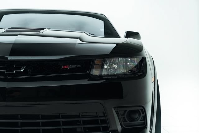 Used 2015 Chevrolet Camaro Z/28 RWD image 7