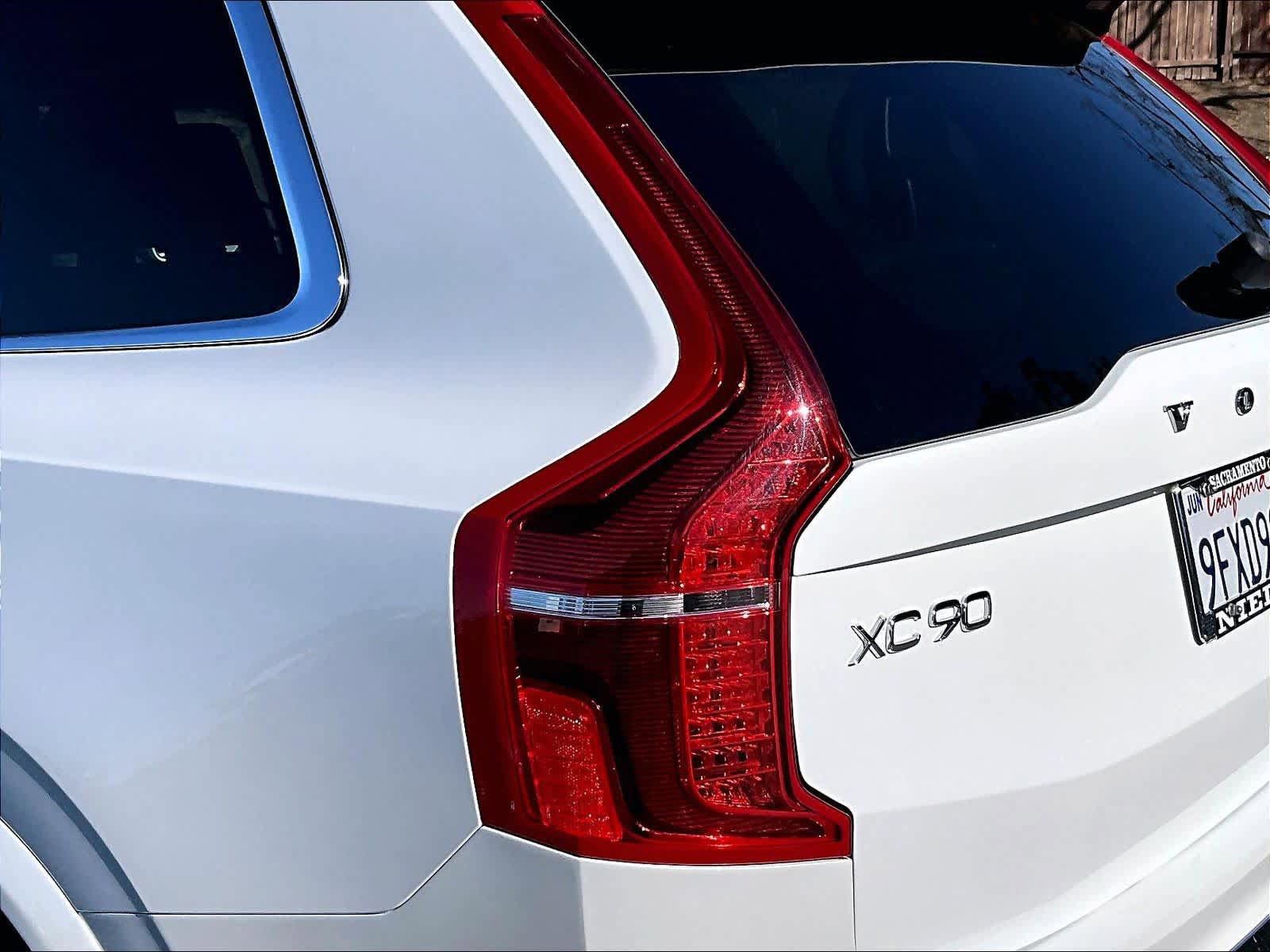 Used 2023 Volvo XC90 T8 Plus w/ Protection Package AWD/4WD image 32