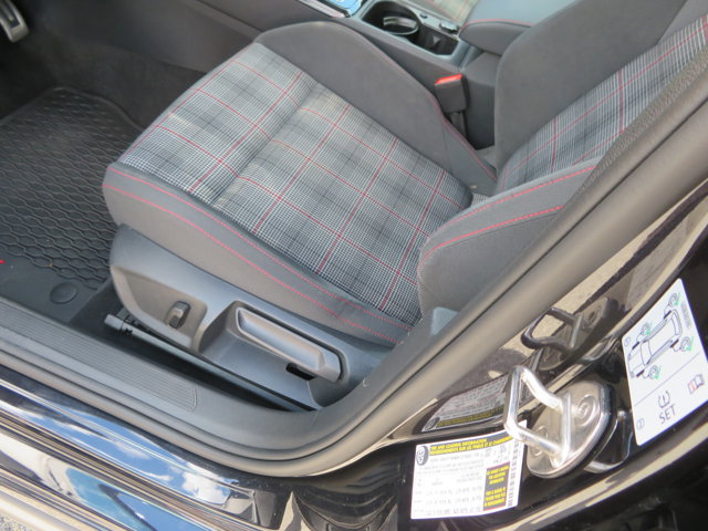 Used 2024 Volkswagen GTI SE image 12