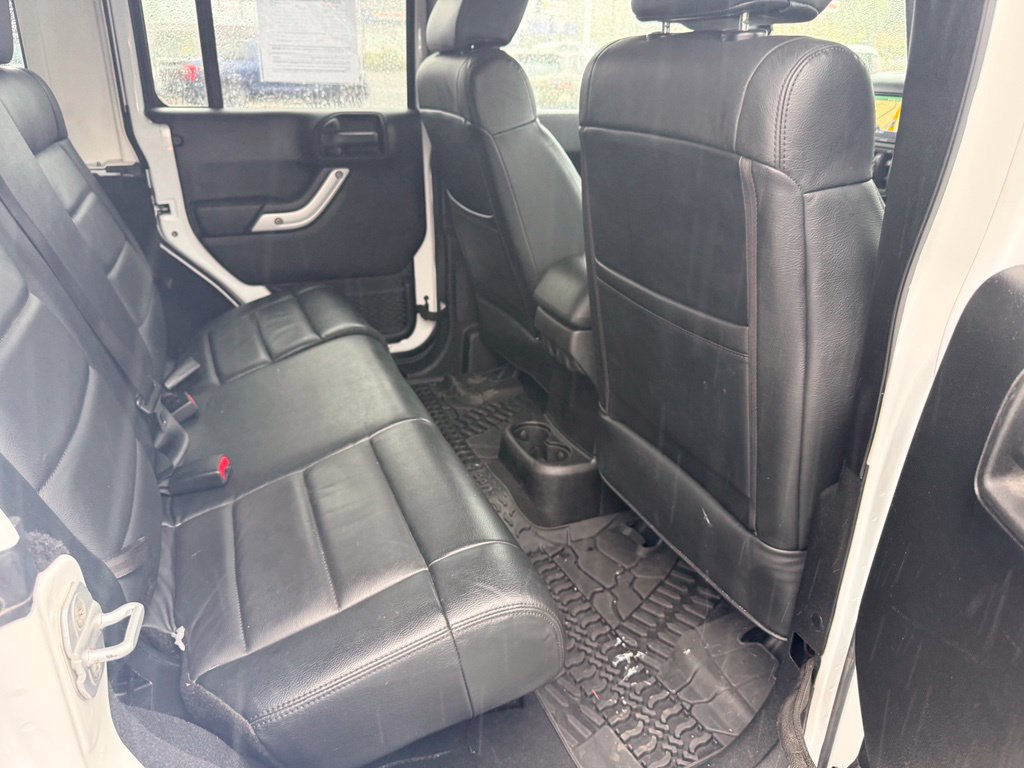 Used 2012 Jeep Wrangler Unlimited Sahara w/ Dual Top Group AWD/4WD image 29