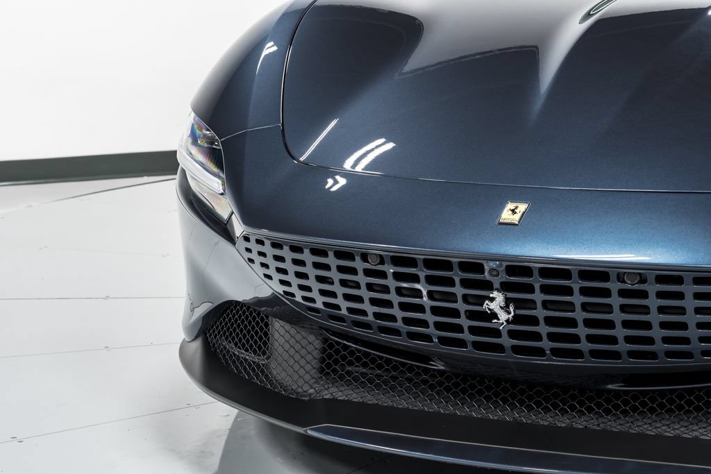 Used 2024 Ferrari Roma Spider RWD image 43