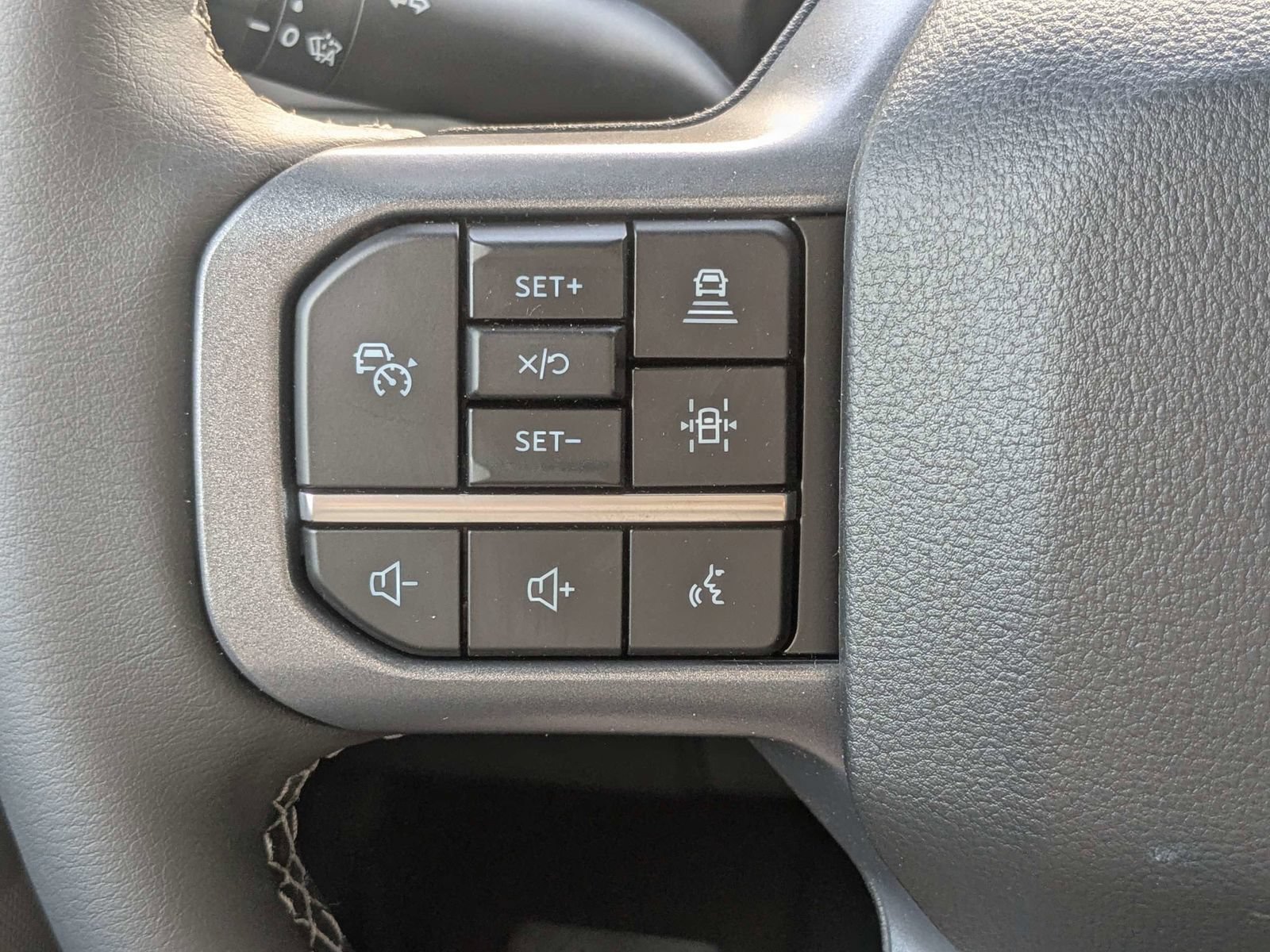 New 2026 Ford F150 Lariat w/ Equipment Group 501A Mid AWD/4WD image 27